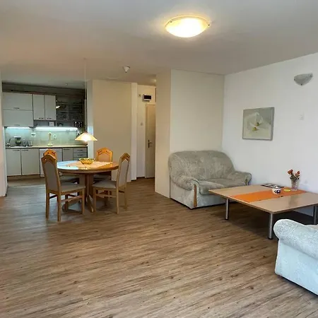 Apartment Specious Center Retreat In 55m2 Skopje