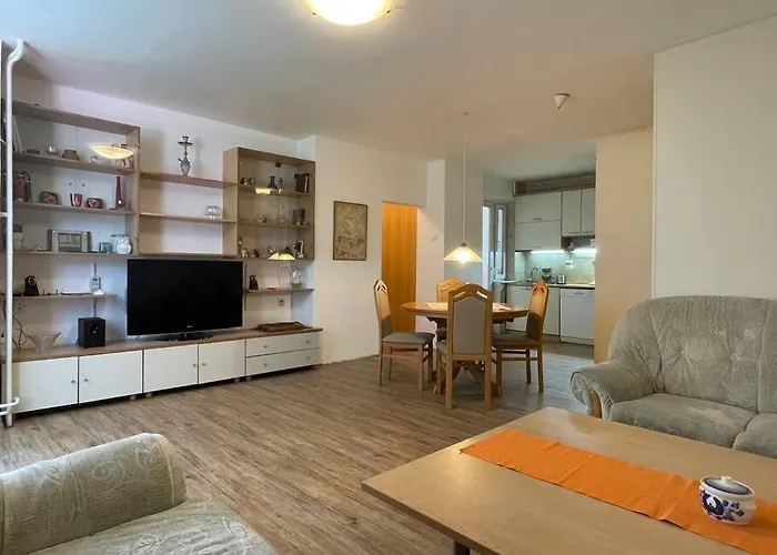 Specious Center Retreat In 55m2 Appartement Skopje